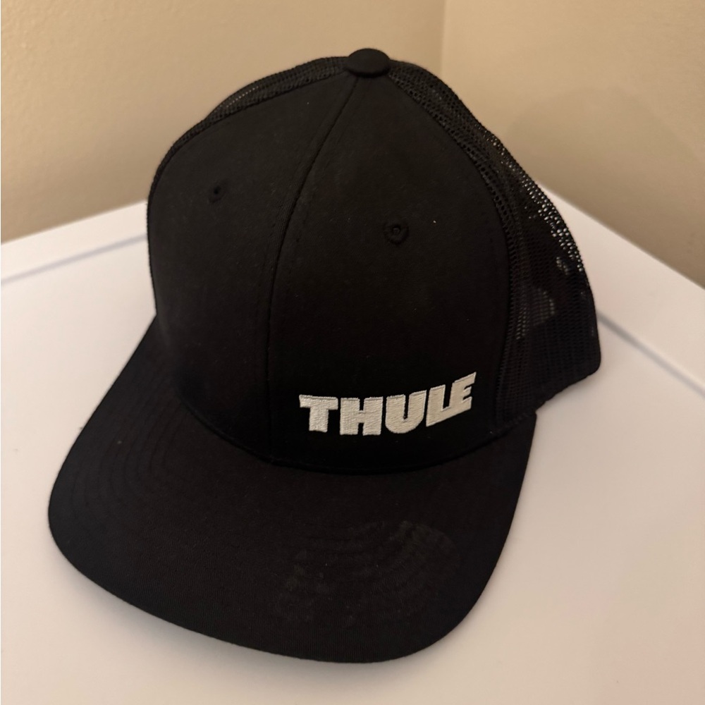 Thule Black Trucker Hat SNAP BACK
